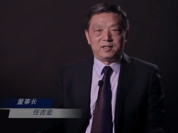 藍(lán)白食品董事長