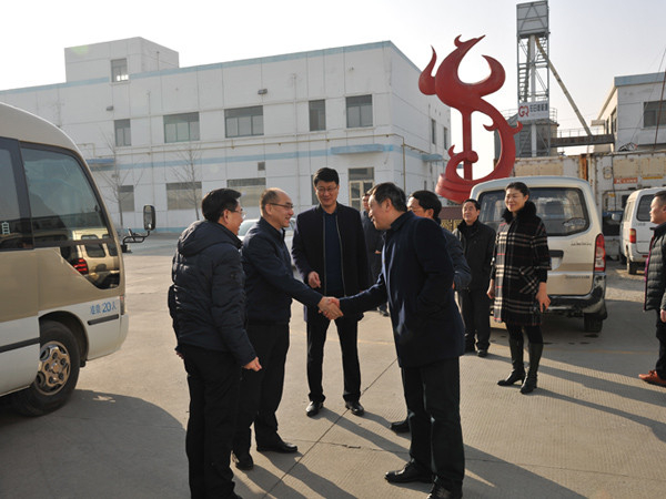 煙臺市委常委統(tǒng)戰(zhàn)部部長金志海來我們藍白食品調(diào)研